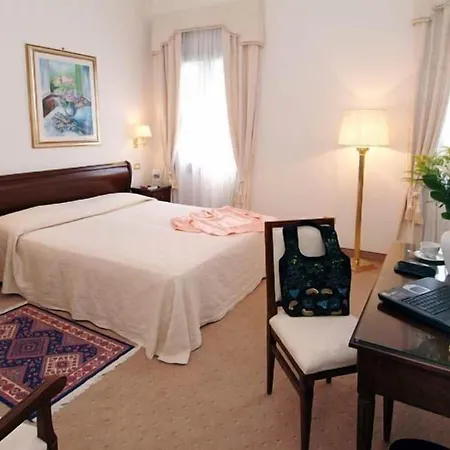 Villa Crispi-2